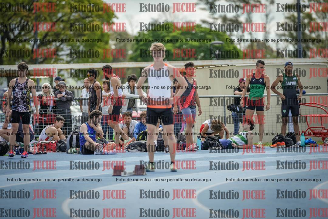 Fotos de los 400 m llanos de varones