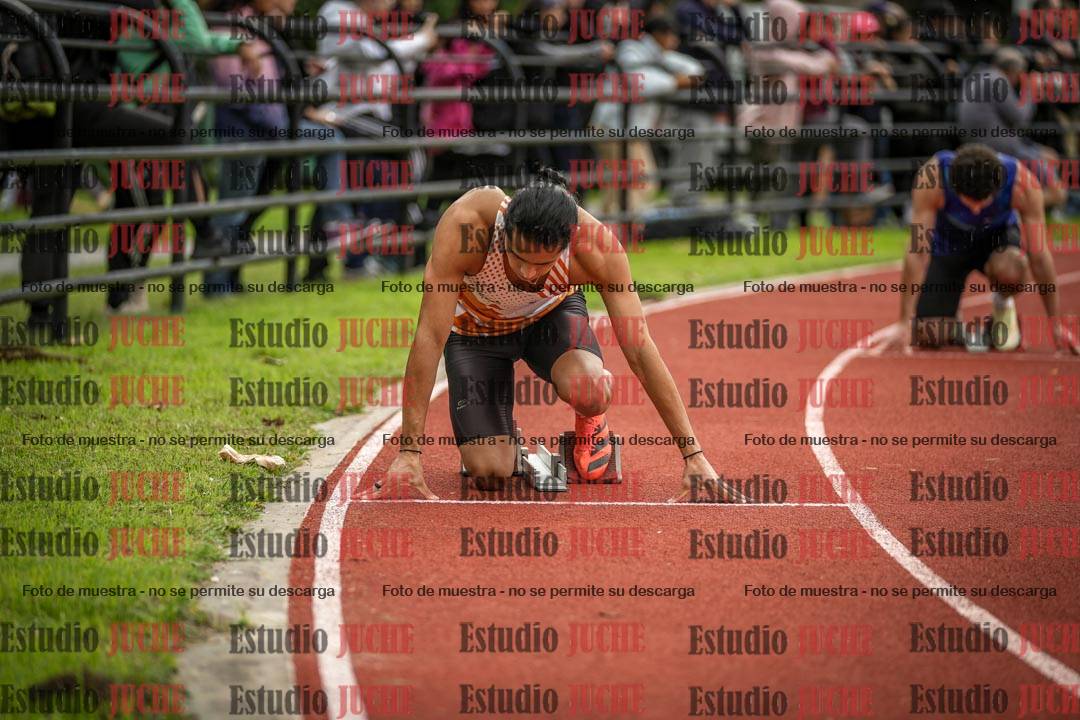 Fotos de los 400 m llanos de varones