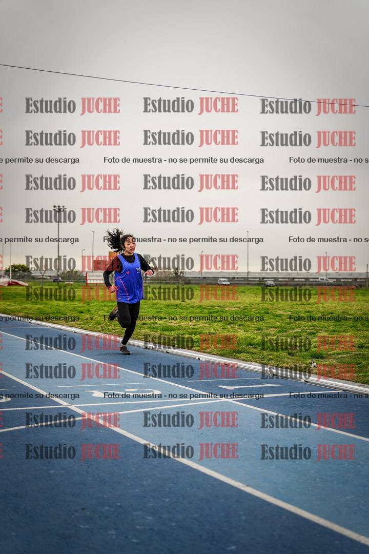 Fotos de los 800 m llanos de varones - heptatlón y hexatlón