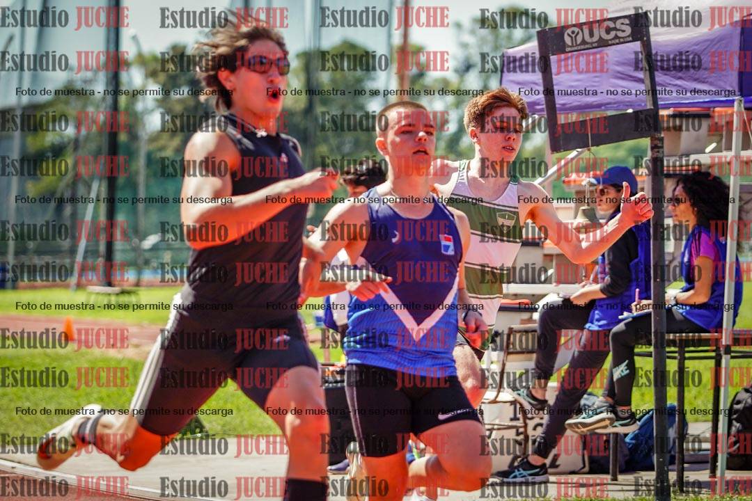 Fotos de los 100 m llanos de varones