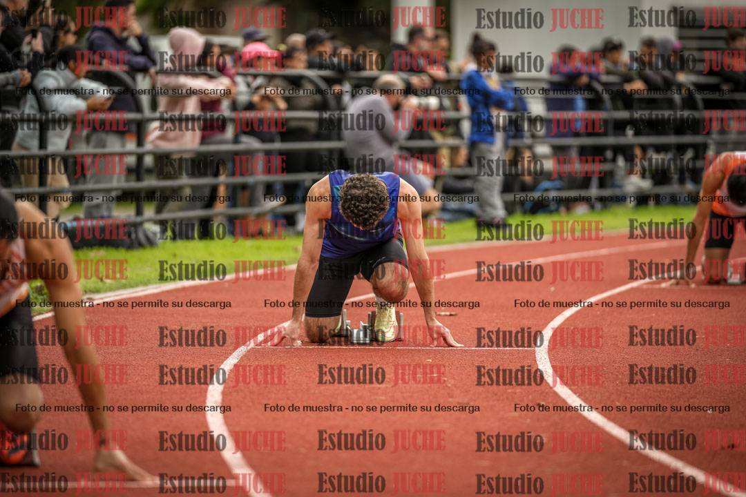 Fotos de los 400 m llanos de varones