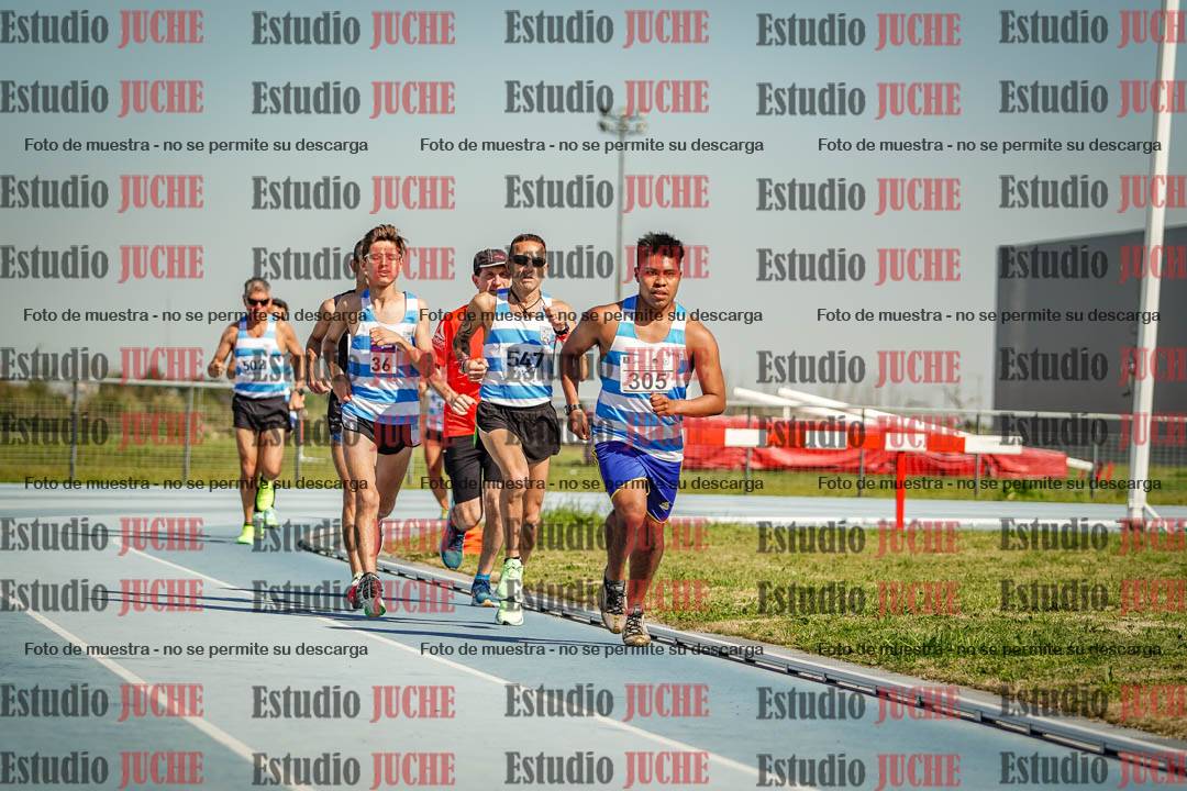 Fotos de los 3000 m llanos de varones
