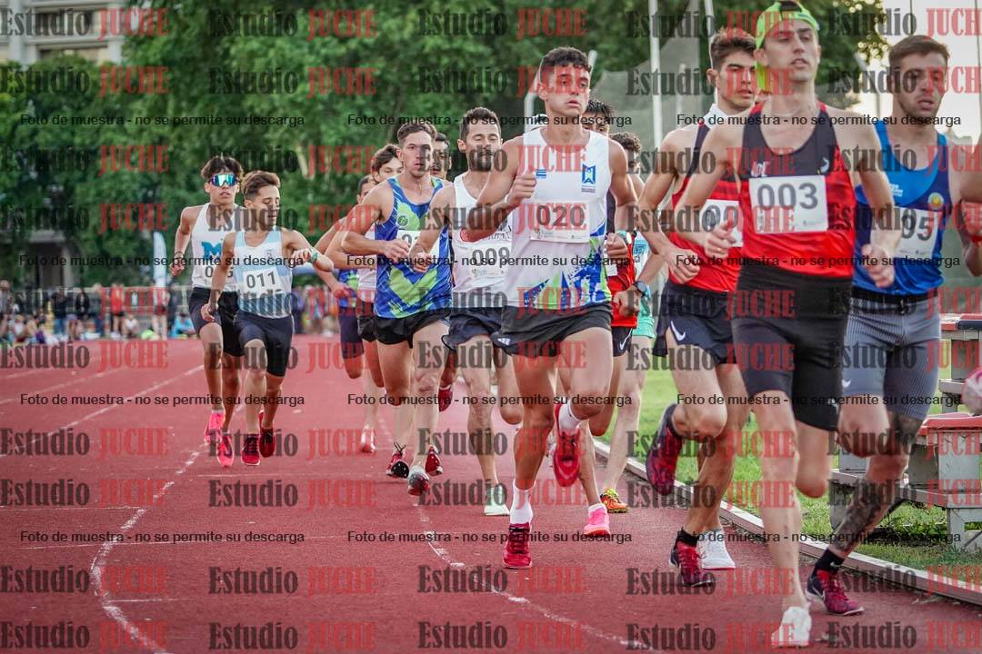 Fotos de los 1500 m llanos de varones