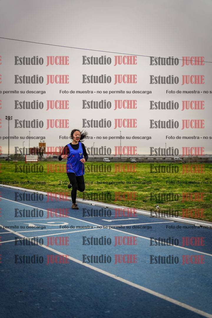 Fotos de los 800 m llanos de varones - heptatlón y hexatlón