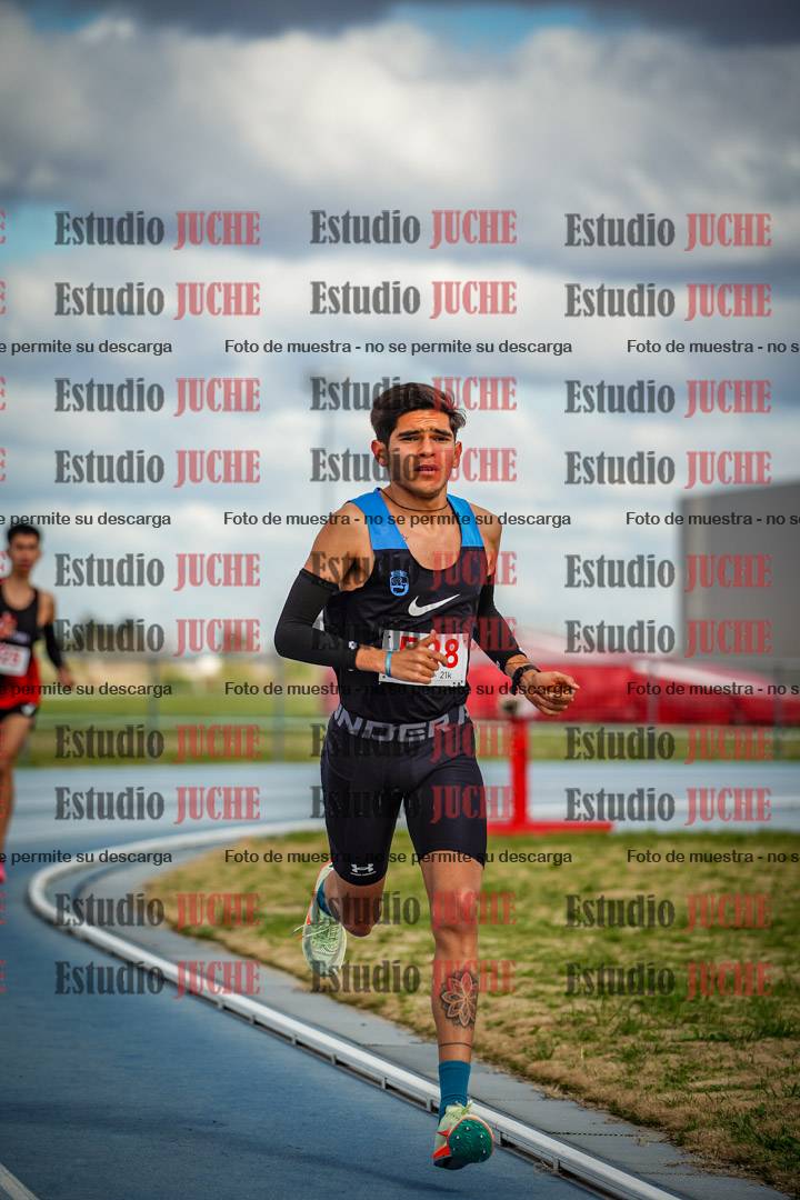 Fotos de los 5000 m llanos de varones