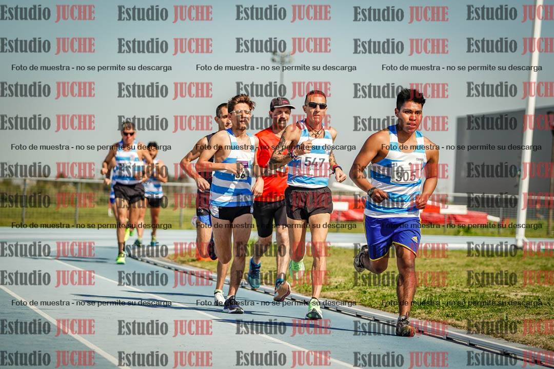 Fotos de los 3000 m llanos de varones