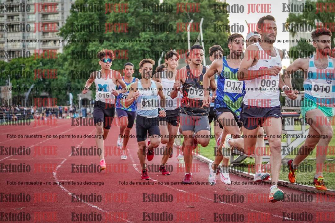 Fotos de los 1500 m llanos de varones