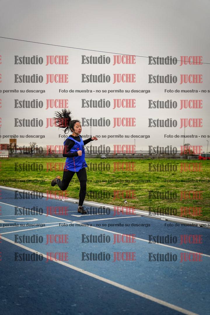 Fotos de los 800 m llanos de varones - heptatlón y hexatlón