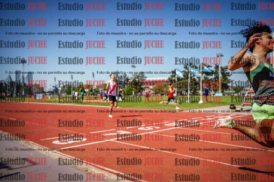 Fotos de los 400 m llanos de varones