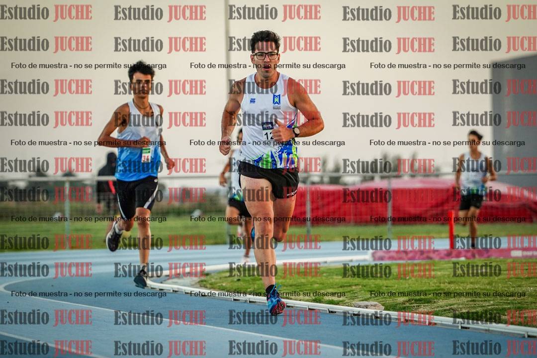 Fotos de los 3000 m llanos de varones