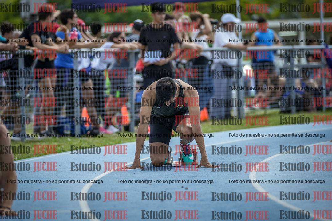Fotos de los 400 m llanos de varones