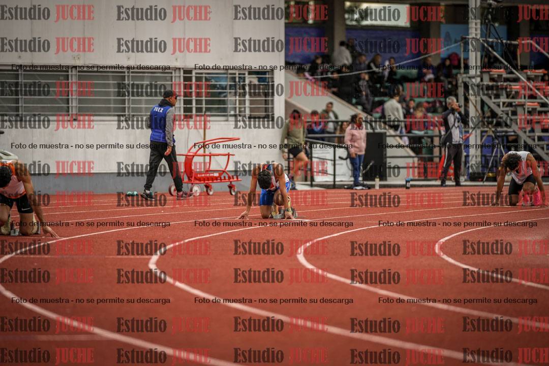 Fotos de los 400 m llanos de varones