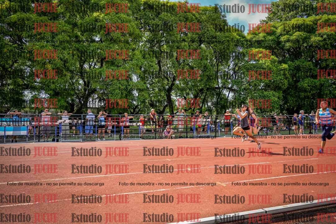 Fotos de los 80 m llanos de mujeres