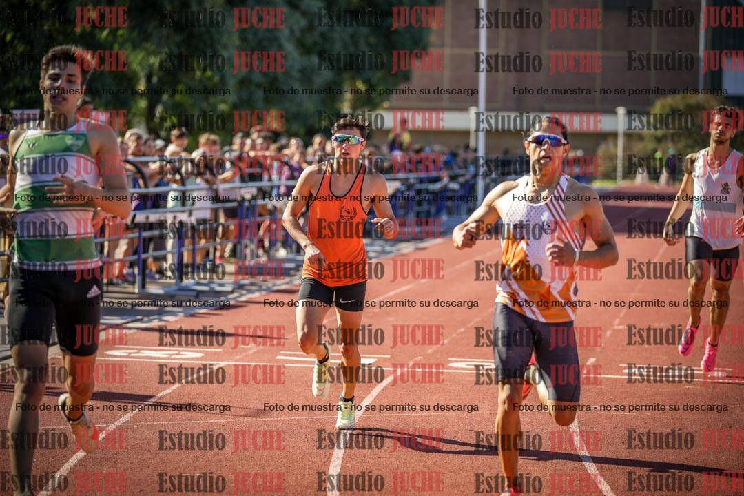 Fotos de los 400 m llanos de varones