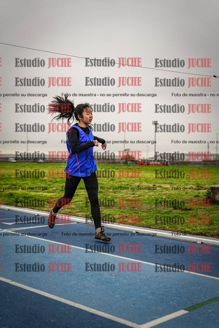 Fotos de los 800 m llanos de varones - heptatlón y hexatlón