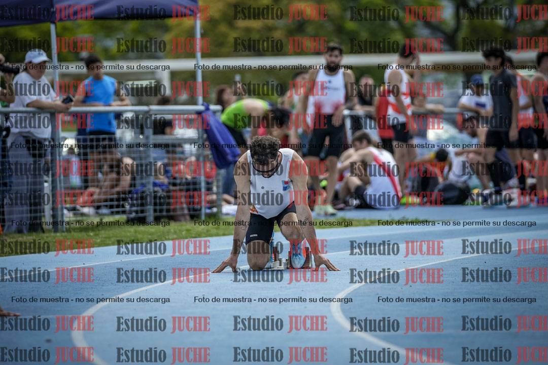 Fotos de los 400 m llanos de varones