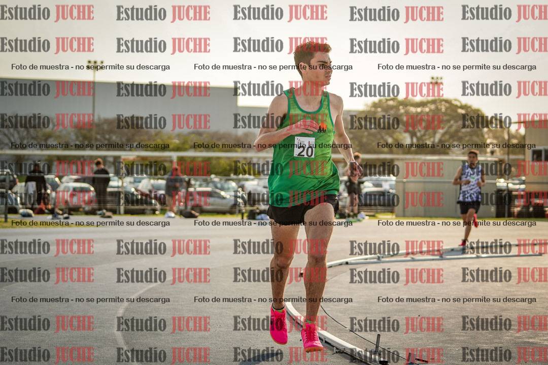 Fotos de los 3000 m llanos de varones