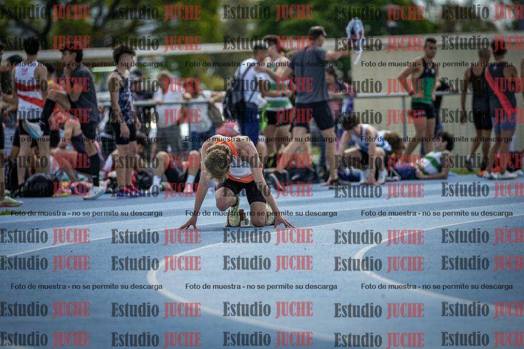 Fotos de los 400 m llanos de varones