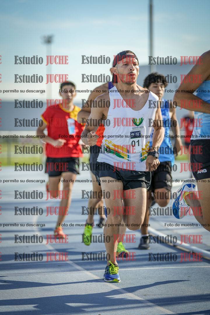 Fotos de los 1500 m llanos de varones