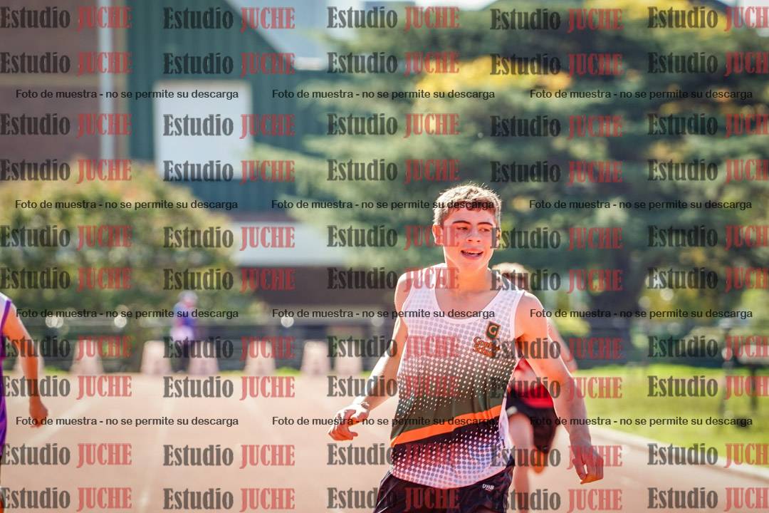 Fotos de los 200 m llanos de varones