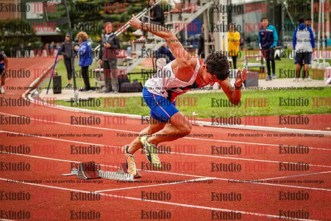 Fotos de los 400 m llanos de varones