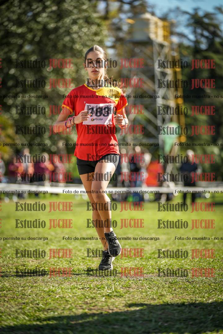 Fotos de la llegada del cross de 2000 m