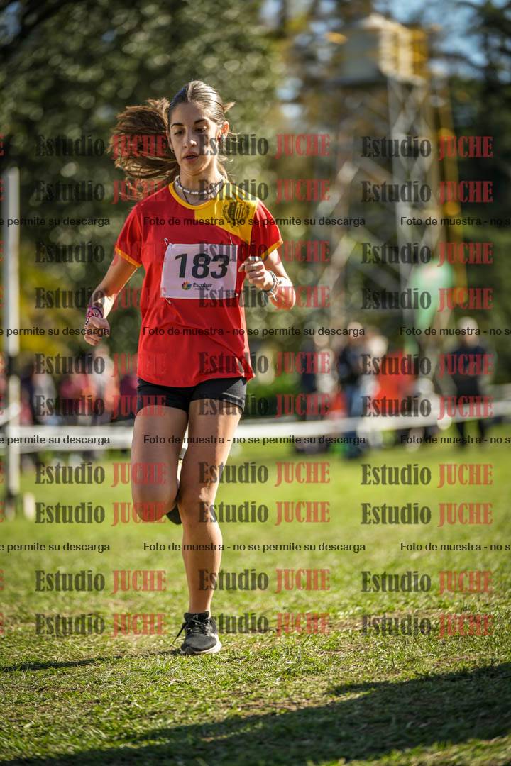 Fotos de la llegada del cross de 2000 m