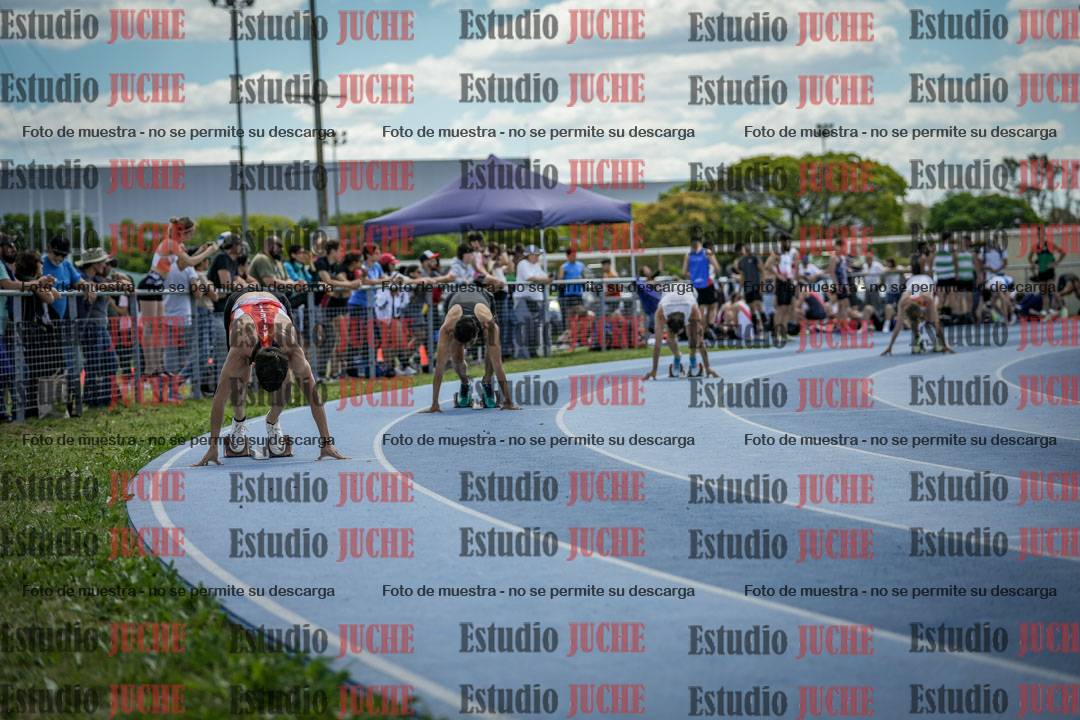 Fotos de los 400 m llanos de varones