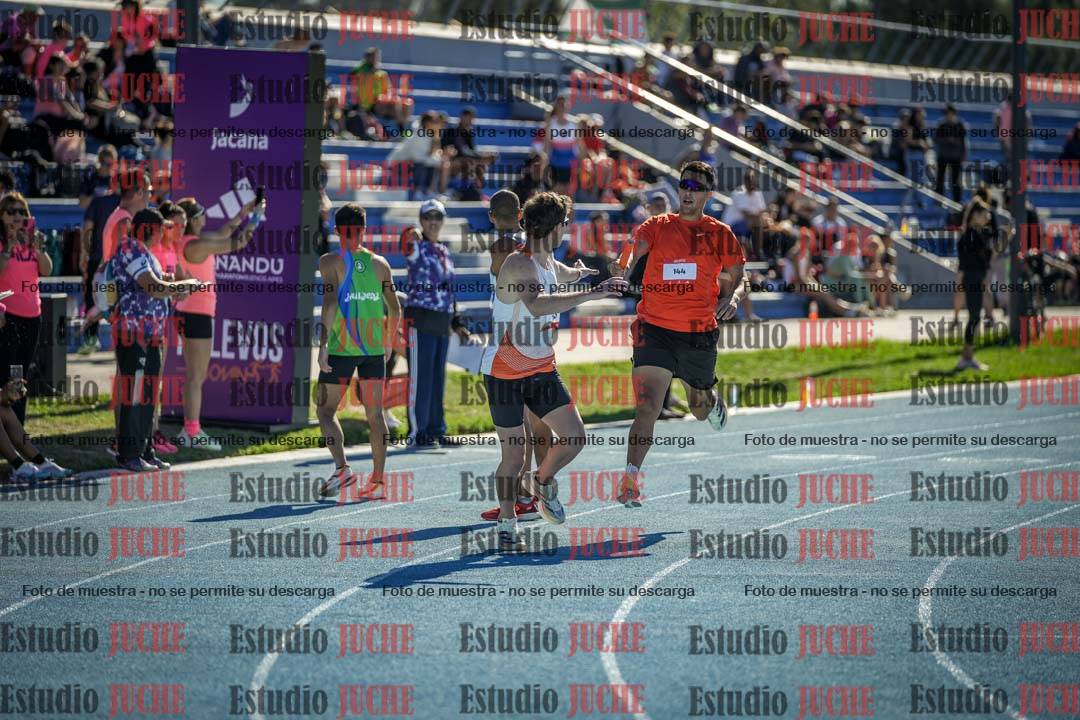 Fotos durante los relevos