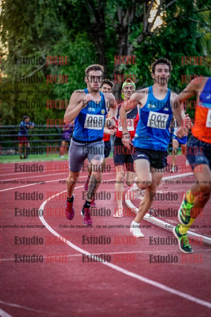 Fotos de los 1500 m llanos de varones