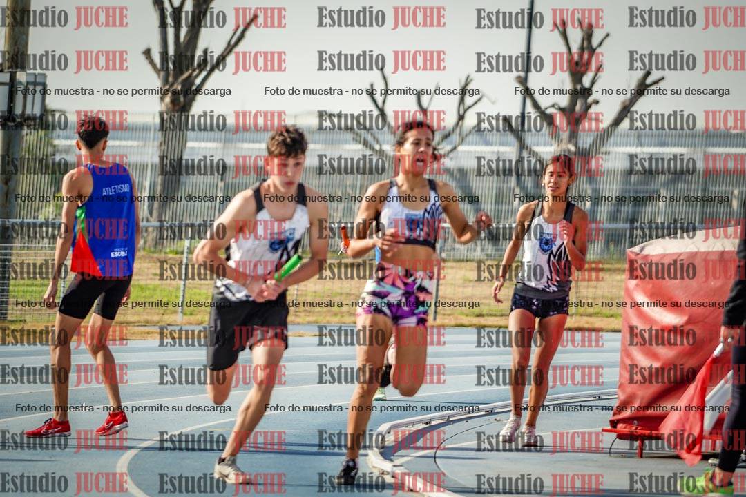 Fotos de las Postas 8x200 m mixta