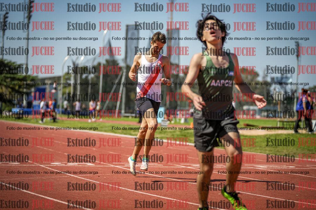 Fotos de los 400 m llanos de varones
