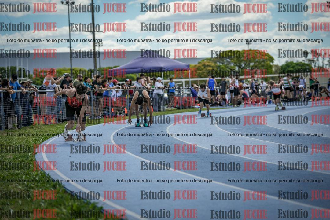 Fotos de los 400 m llanos de varones