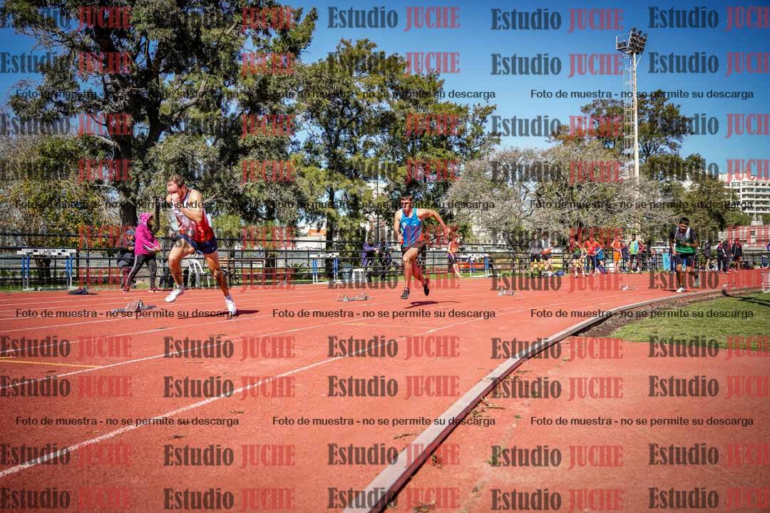 Fotos de los 200 m llanos de varones