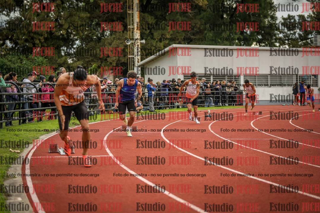 Fotos de los 400 m llanos de varones