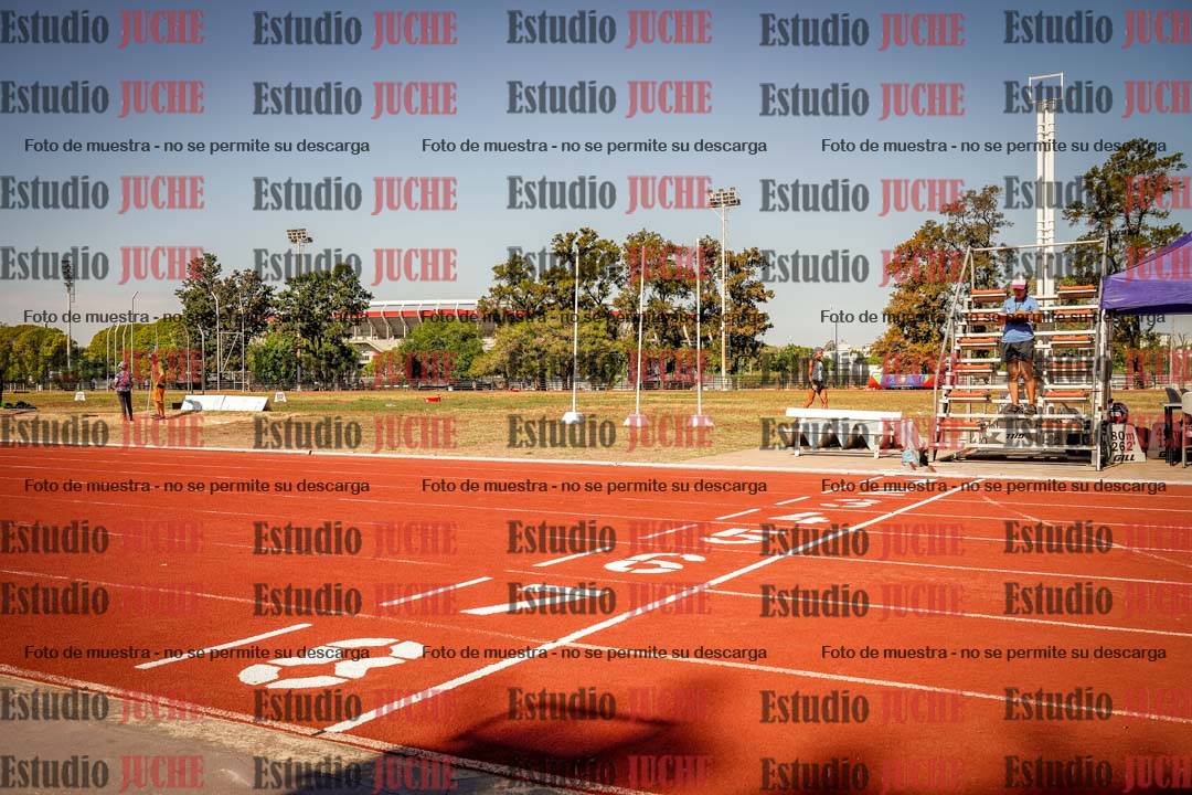 Fotos de los 400 m llanos de varones