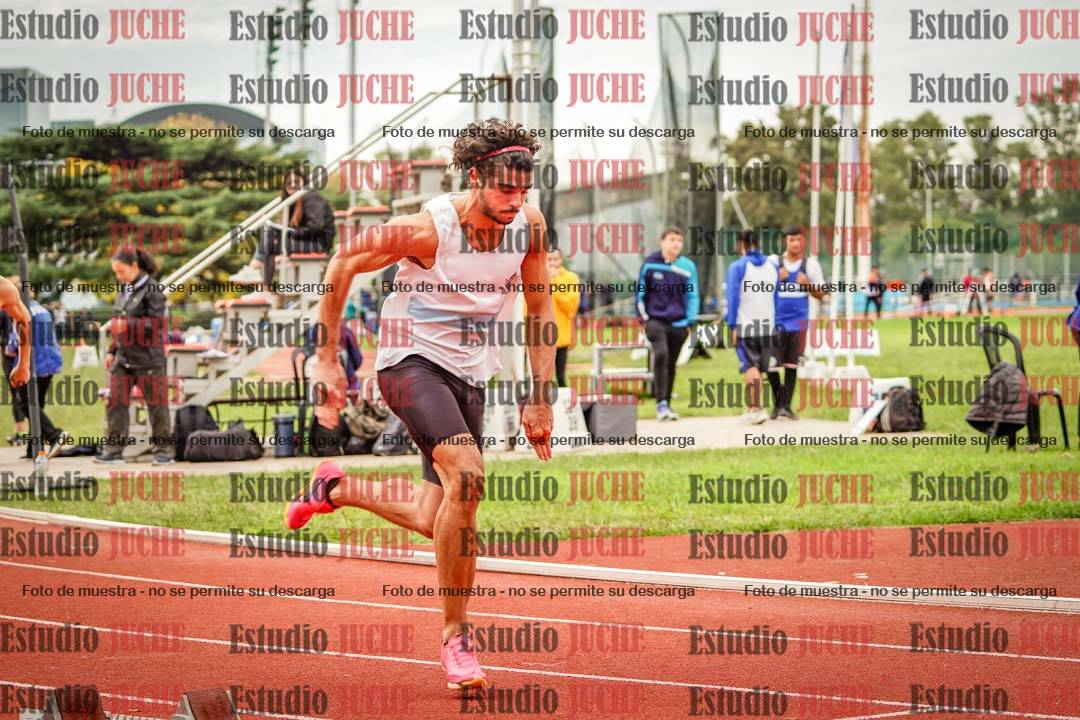 Fotos de los 400 m llanos de varones