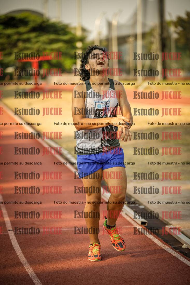 Fotos de los 1500 m llanos de varones