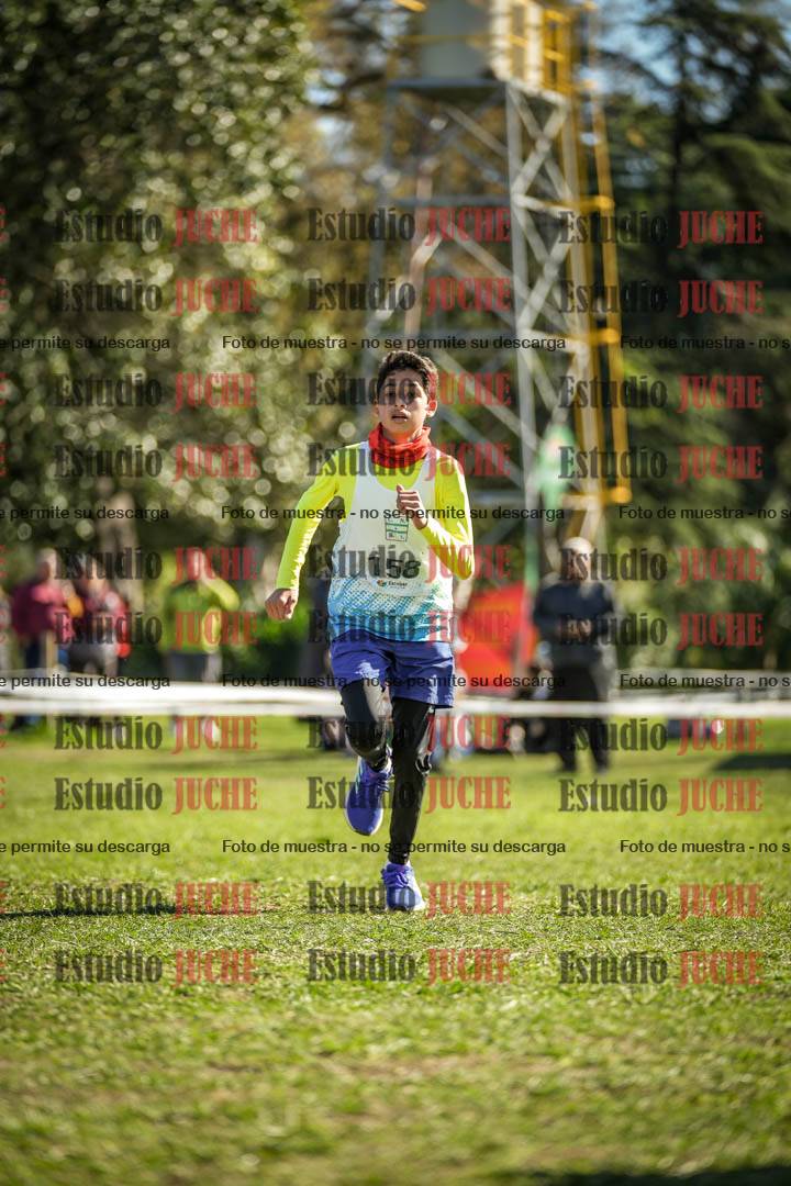 Fotos de la llegada del cross de 2000 m