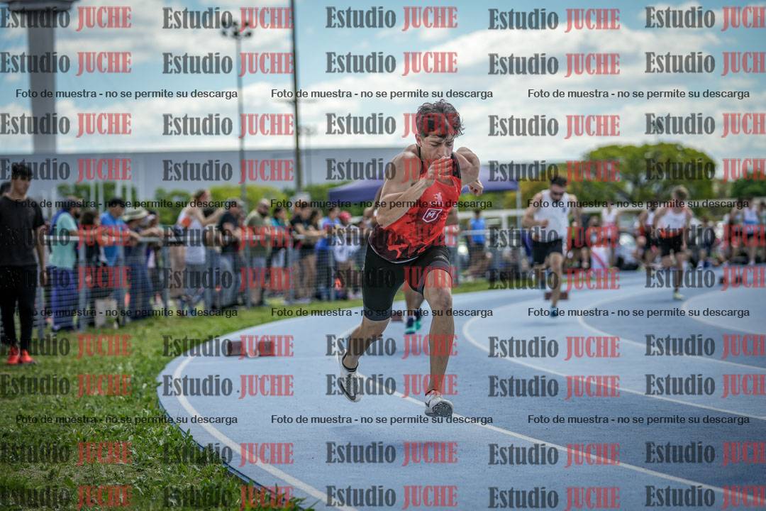 Fotos de los 400 m llanos de varones