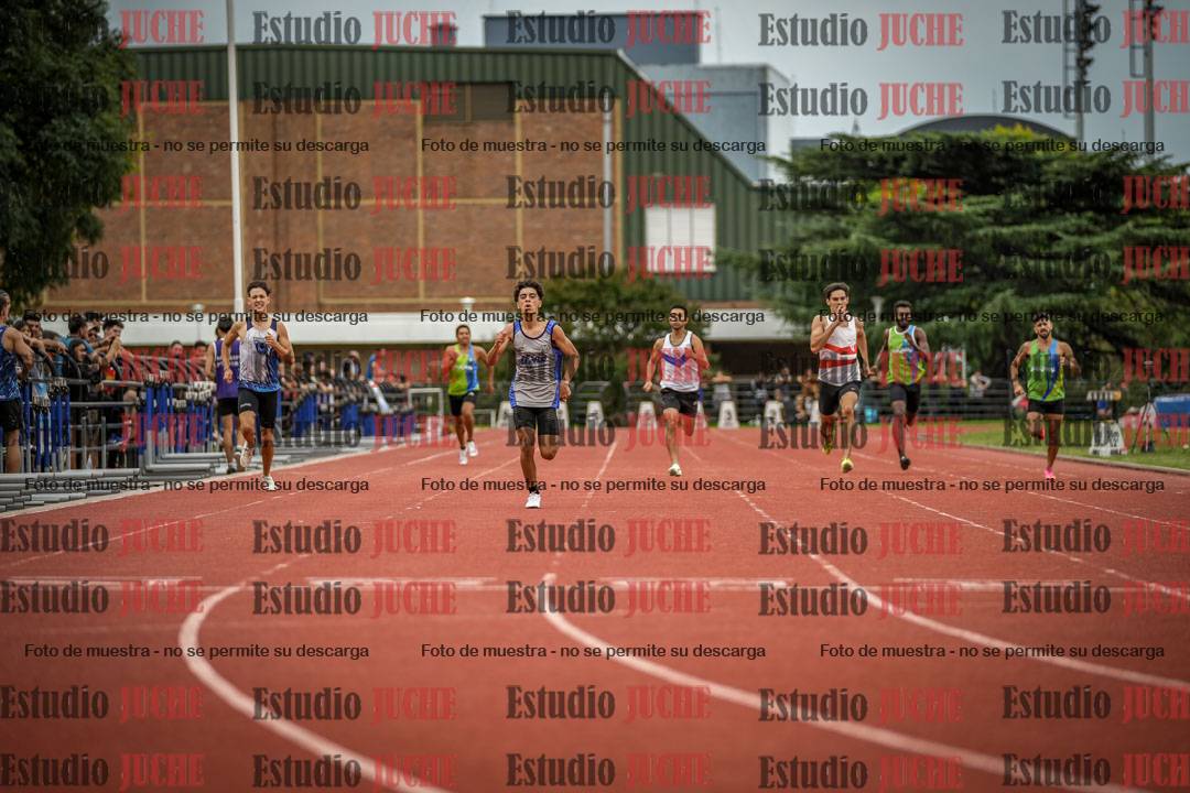 Fotos de los 400 m llanos de varones