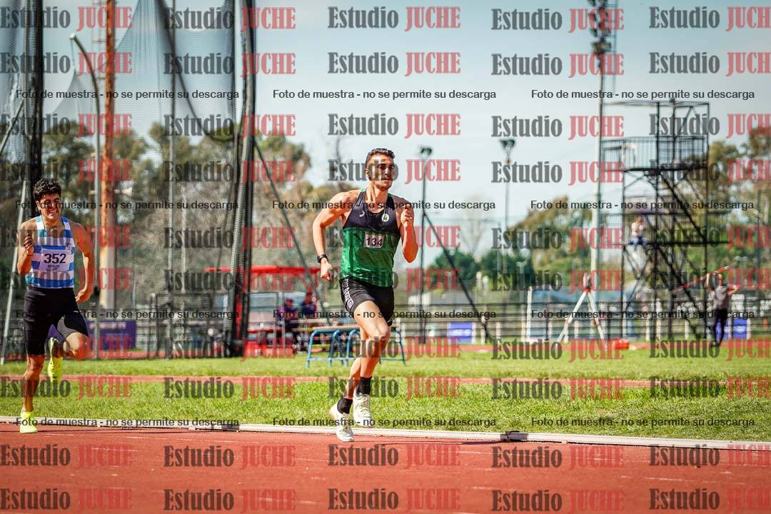 Fotos de los 800 m llanos de varones