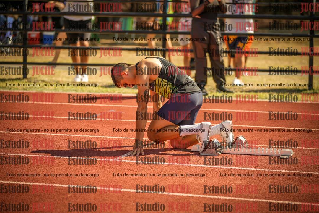 Fotos de los 400 m llanos de varones