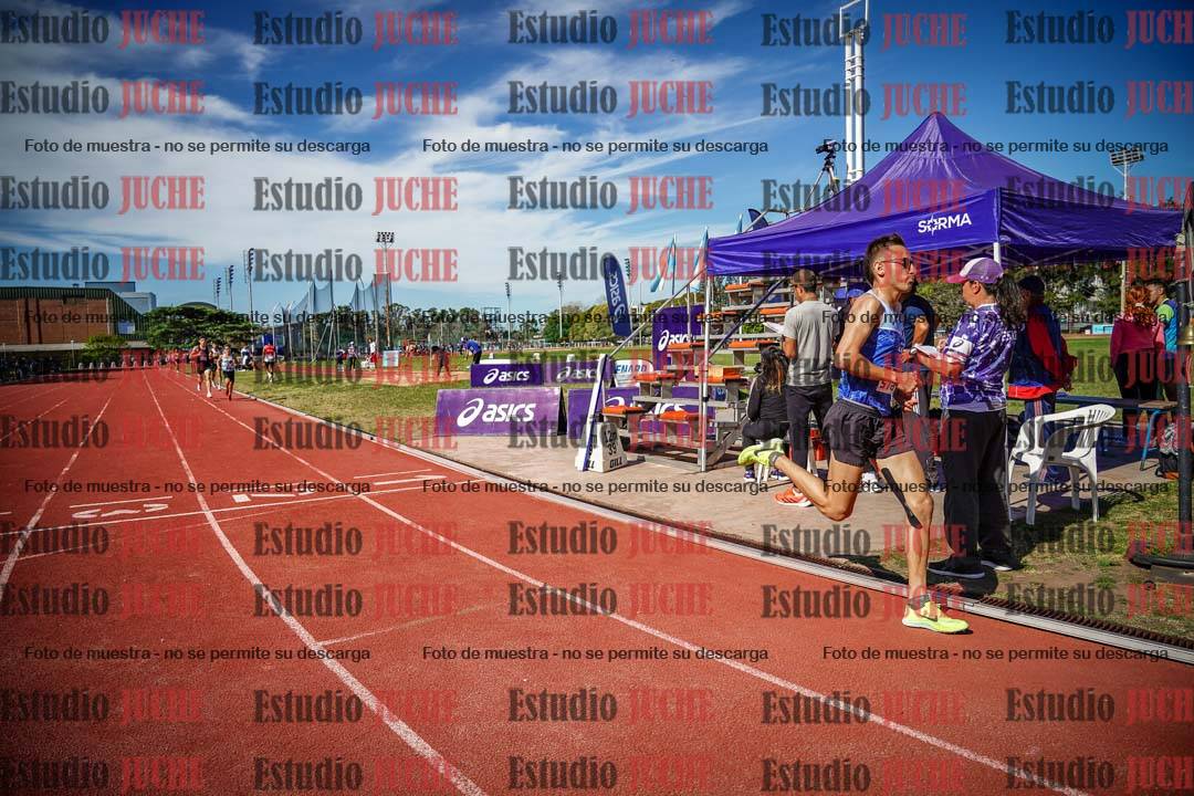 Fotos de los 5000 m llanos de varones