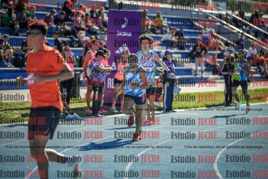 Fotos durante los relevos