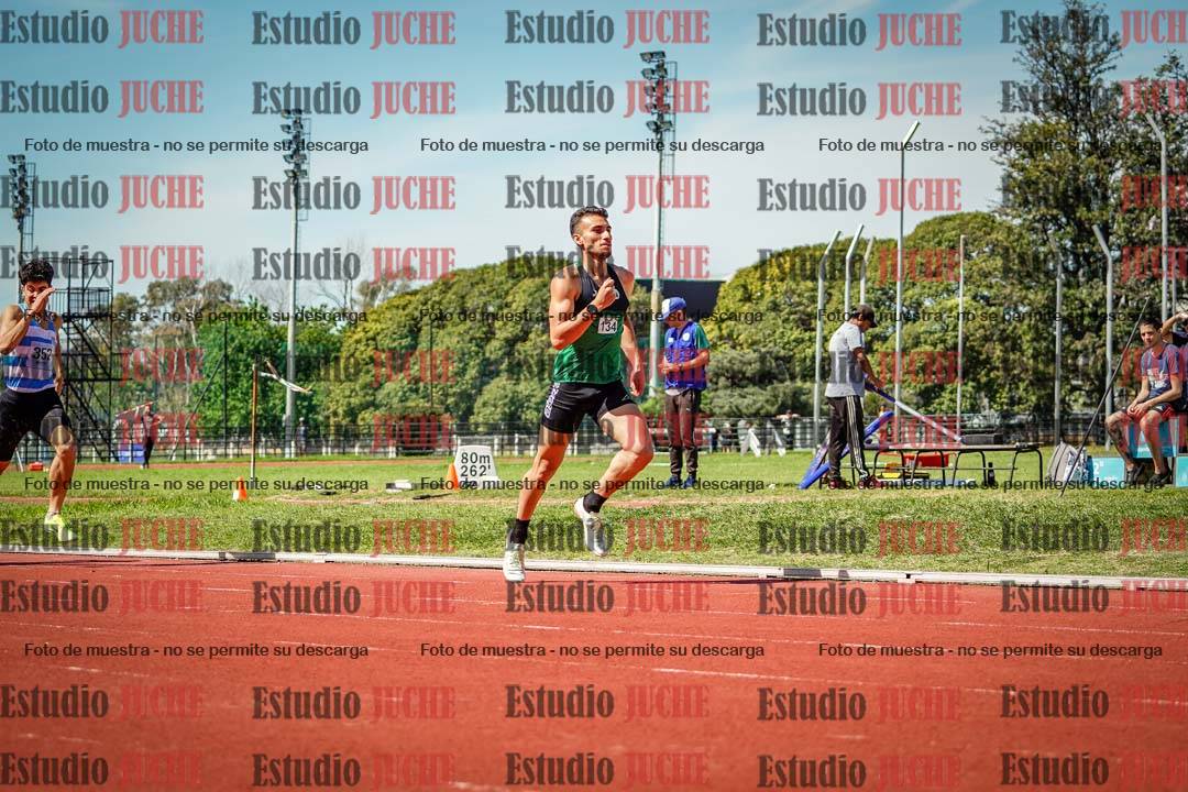 Fotos de los 800 m llanos de varones