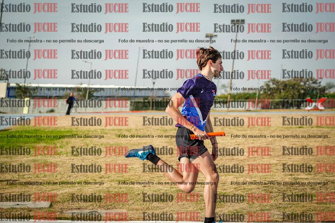 Fotos de las Postas 8x200 m mixta