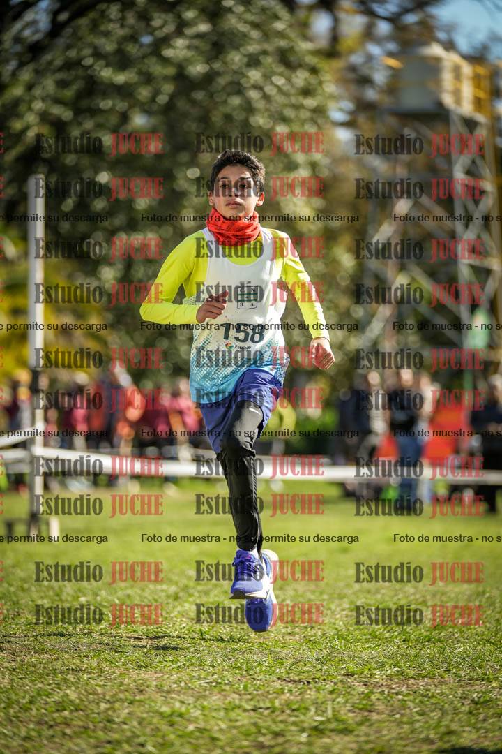 Fotos de la llegada del cross de 2000 m
