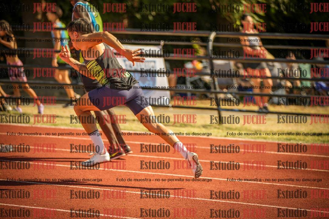Fotos de los 400 m llanos de varones