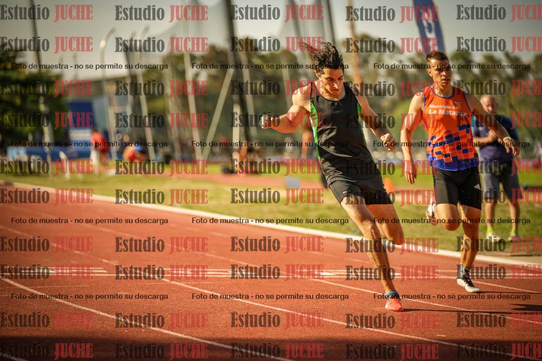Fotos de los 400 m llanos de varones